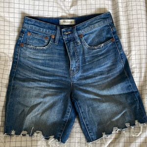 MADEWELL HIGHRISE DENIM MID LENGTH SHORTS